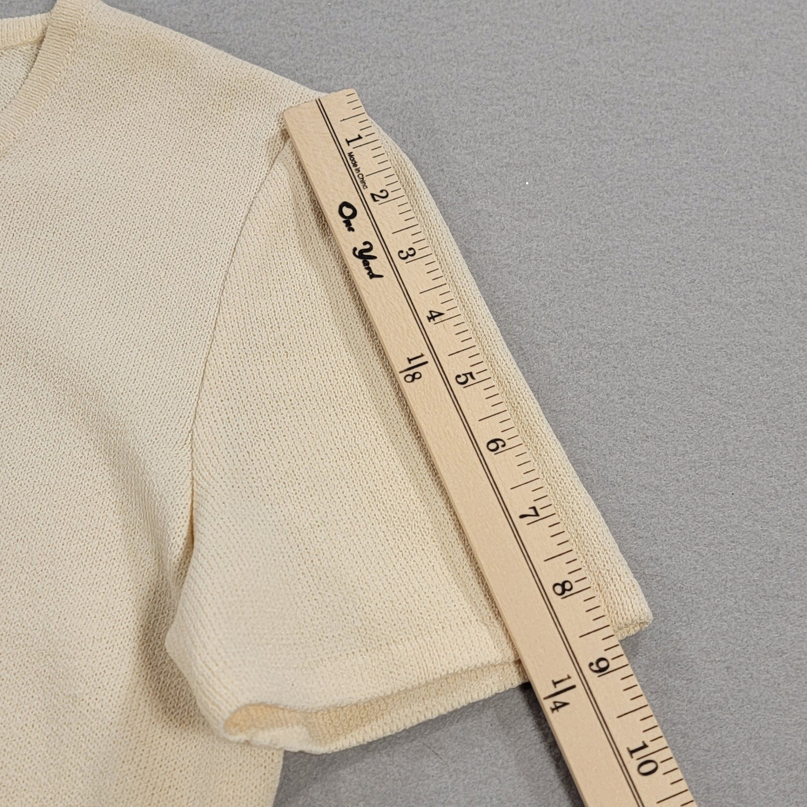 Vintage St. John Sport Knit Sweater Top Cream Lace-Up Short Sleeve Women’s Small
