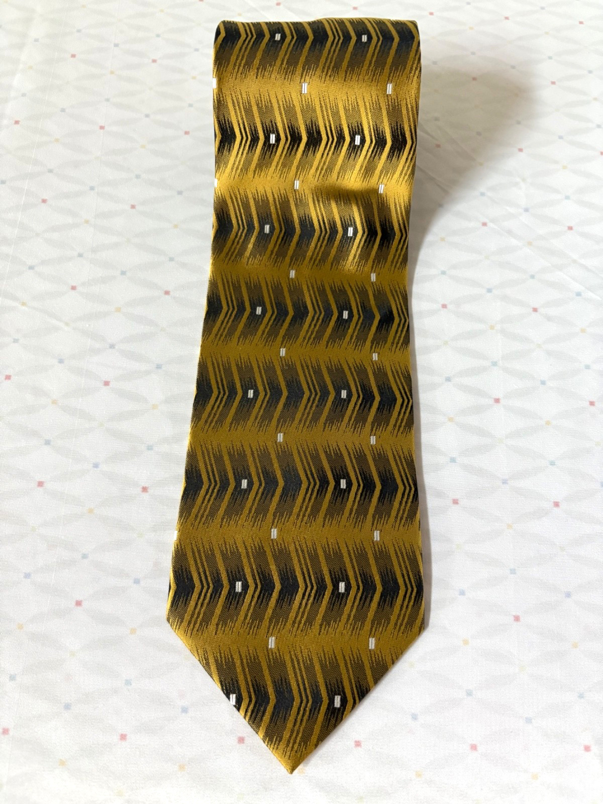 SETA ZONE Mens 100% Silk Neck Tie Classic 57-60 Width 4″ Gold / Black
