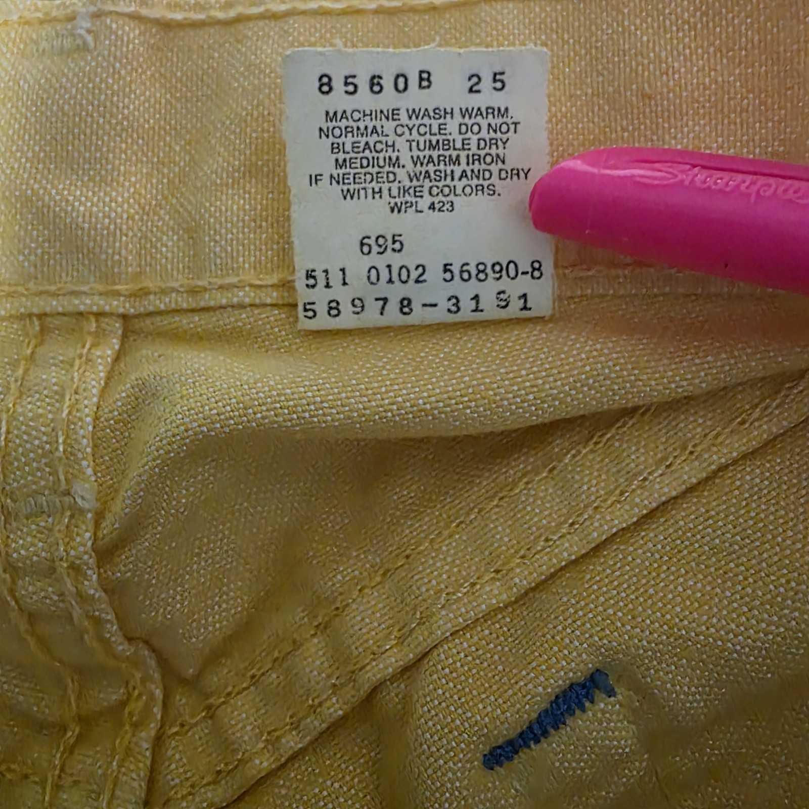 NWT VINTAGE -2002- Levis 577 Jeans USA Size 10 Yellow Wide Leg Cropped Baggy Y2K