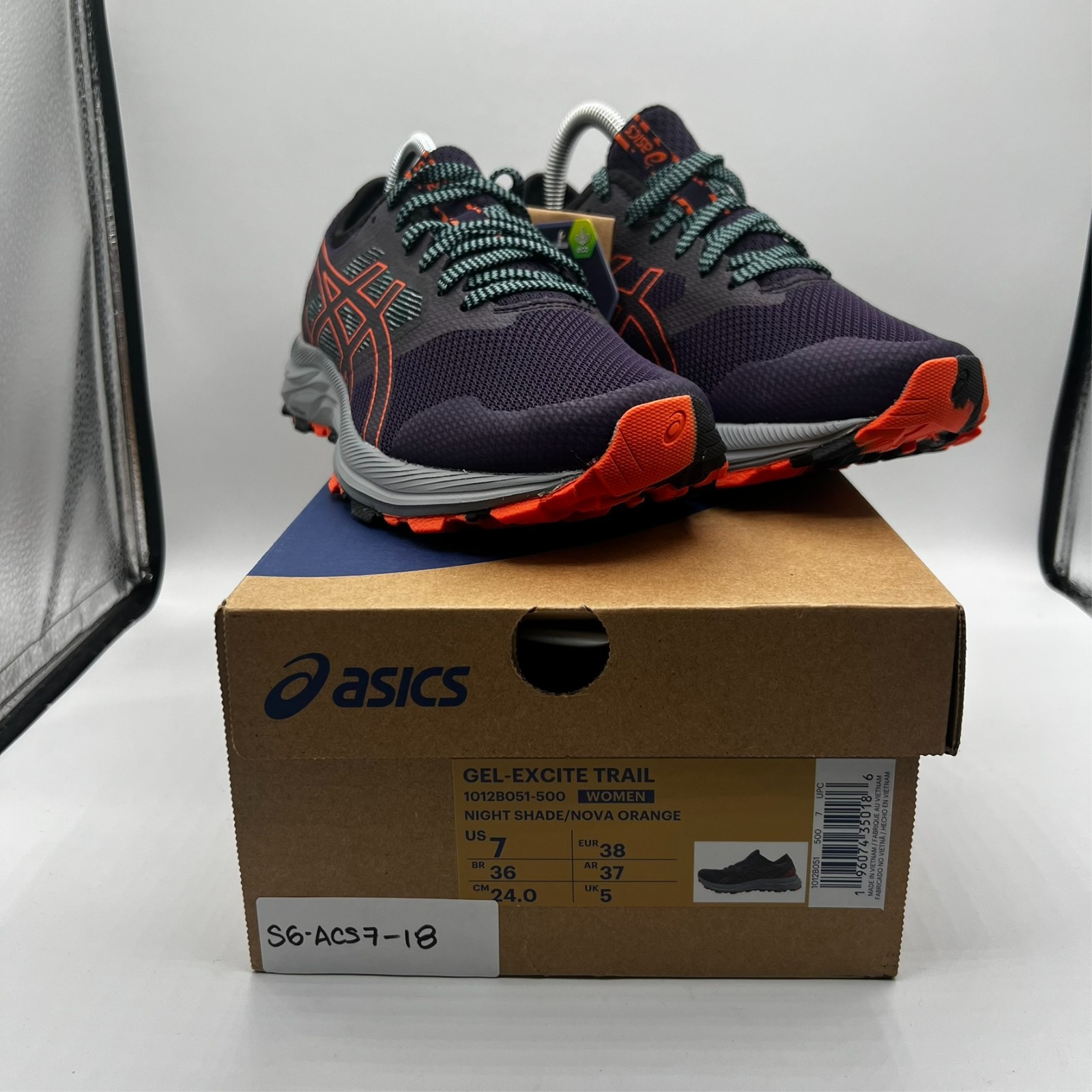 ASICS Gel-Excite Trail~Color Night Shade/Nova Orange Sneakers Women’s 7 NEW