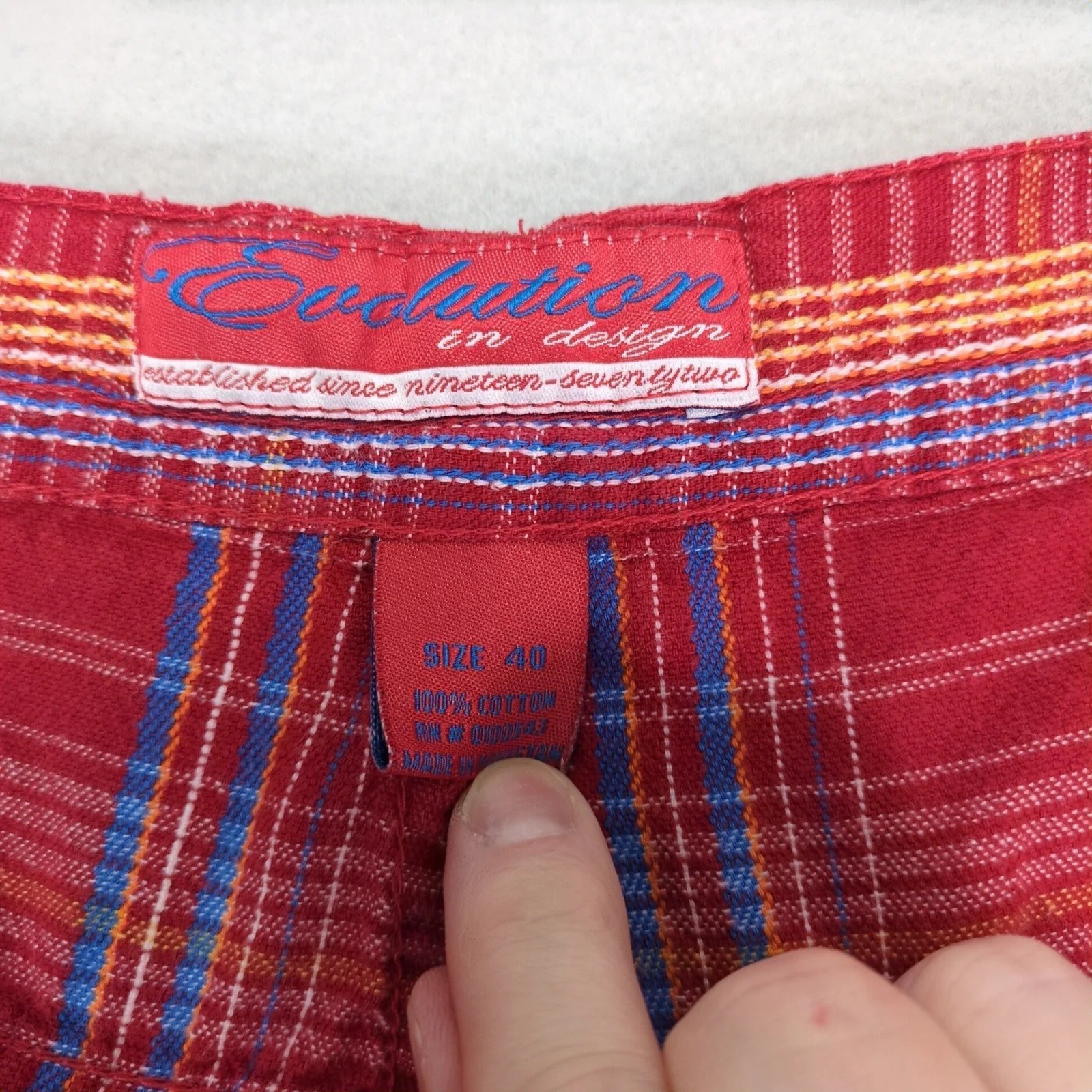 Evolution in Design Red Plaid Chino Shorts Mens 39×13.5 Cotton Woven Grunge Surf