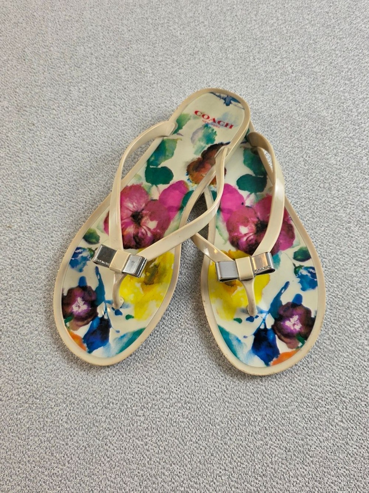 Coach Landon Floral Jelly Thong Sandals Beige Multi Wmn’s 8