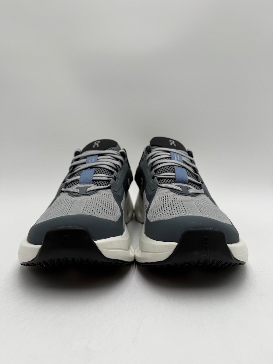 ON CLOUDRUNNER 2 Men’s NEW Athletic Sneaker Alloy/Chambray Multiple Sizes