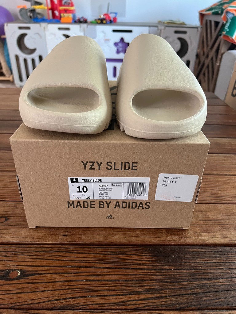 Adidas Yeezy Slide Bone (2022/2023 Restock) FZ5897 Sz 10 New