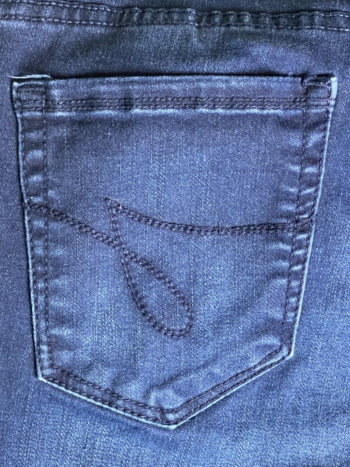 Jordache Jeans Womens Boot cut, Sz 8, dark wash denim, stretch waist, thigh fade