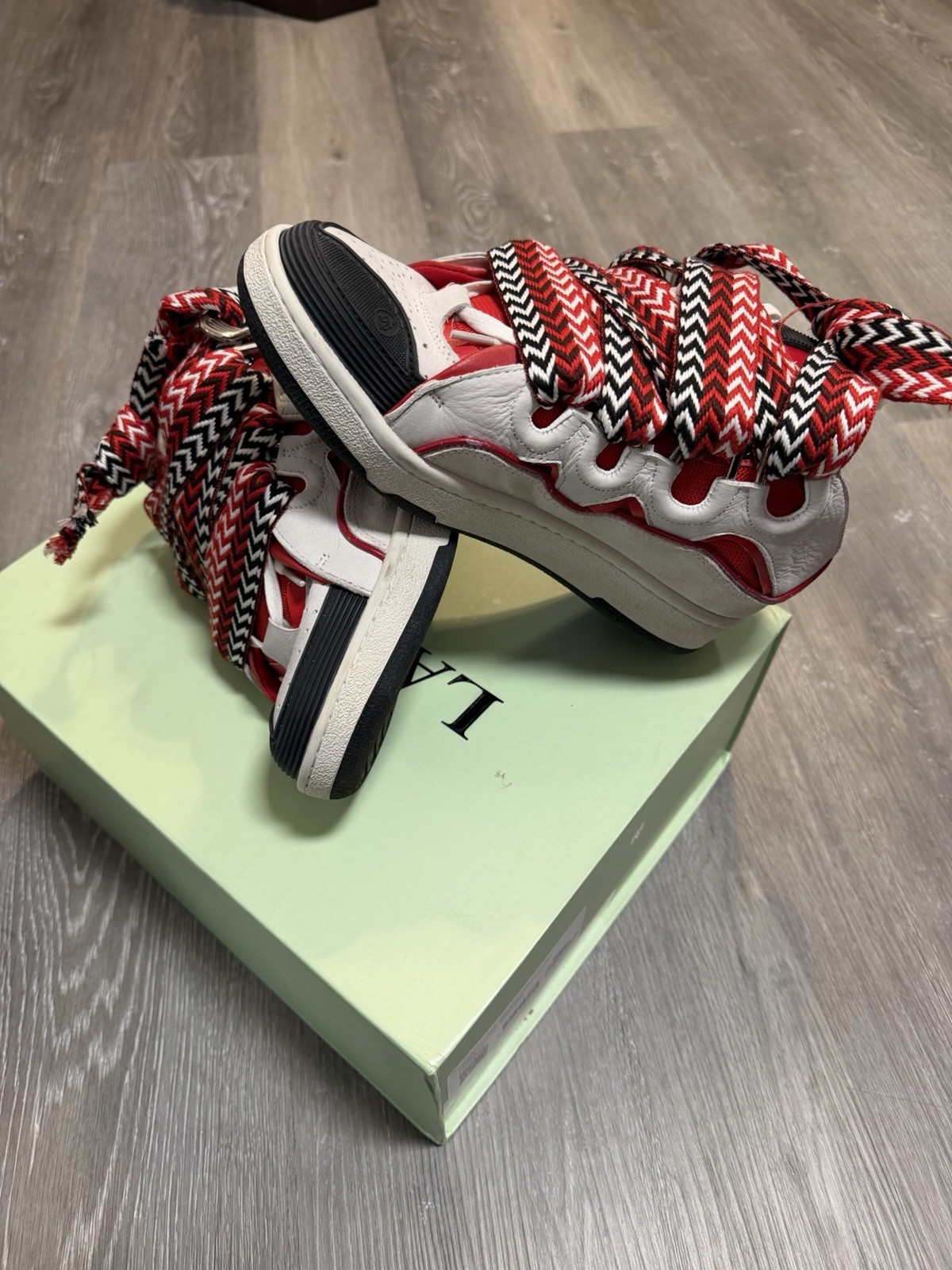 Lanvin size Men’s size 8 Y2K Sneakers White/Red/Black Leather lace-up