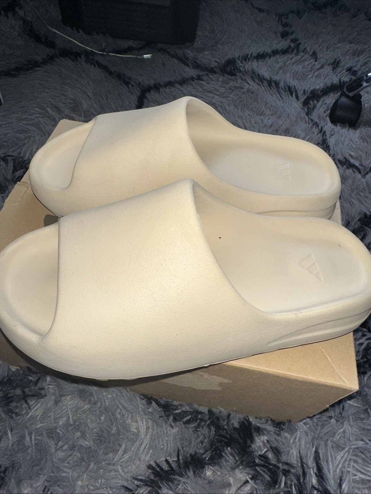 Yeezy Slide Bone Men’s Size 8