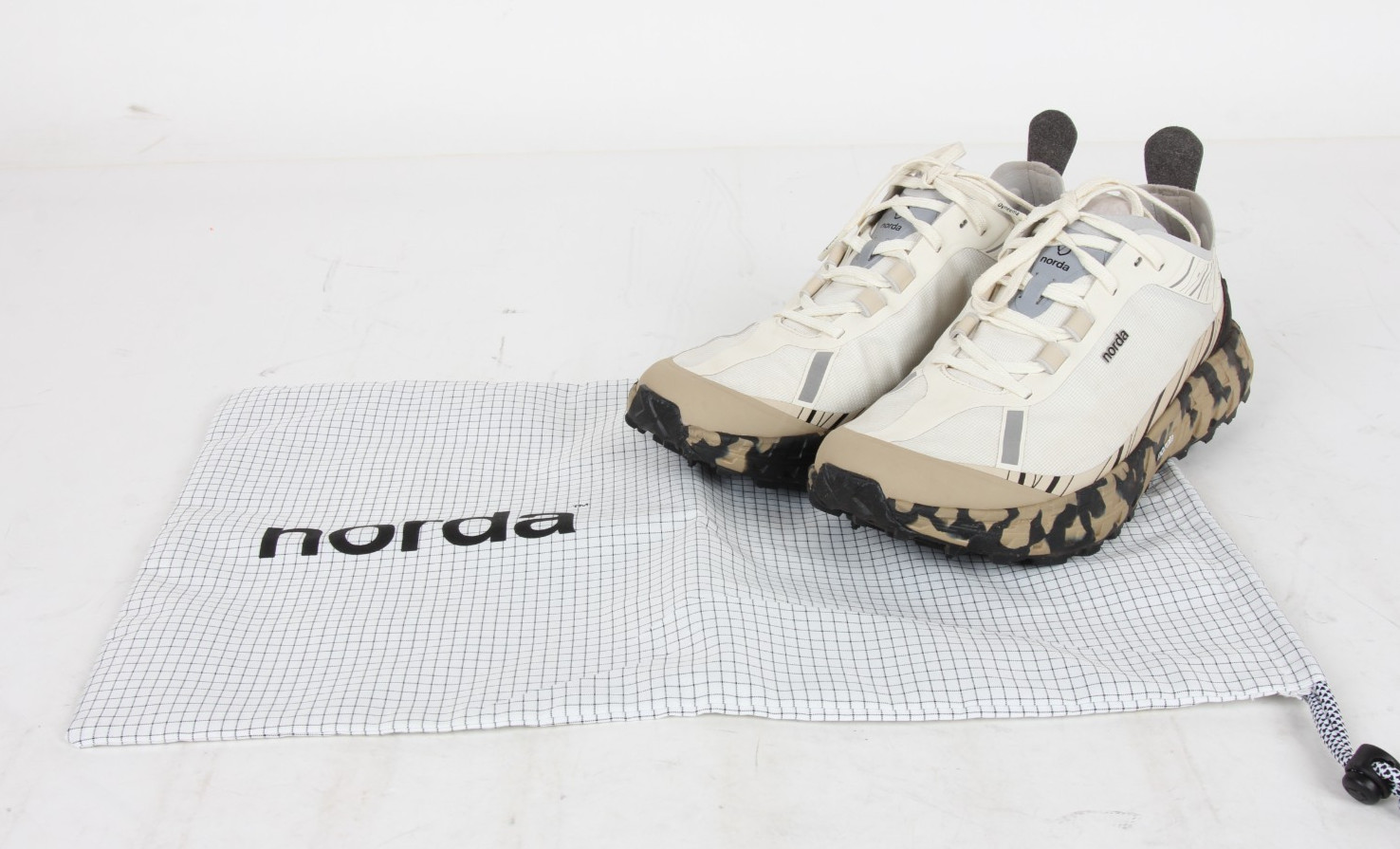 Norda 001a Shoe-Men’s. Abyss, 9.5 /80007/