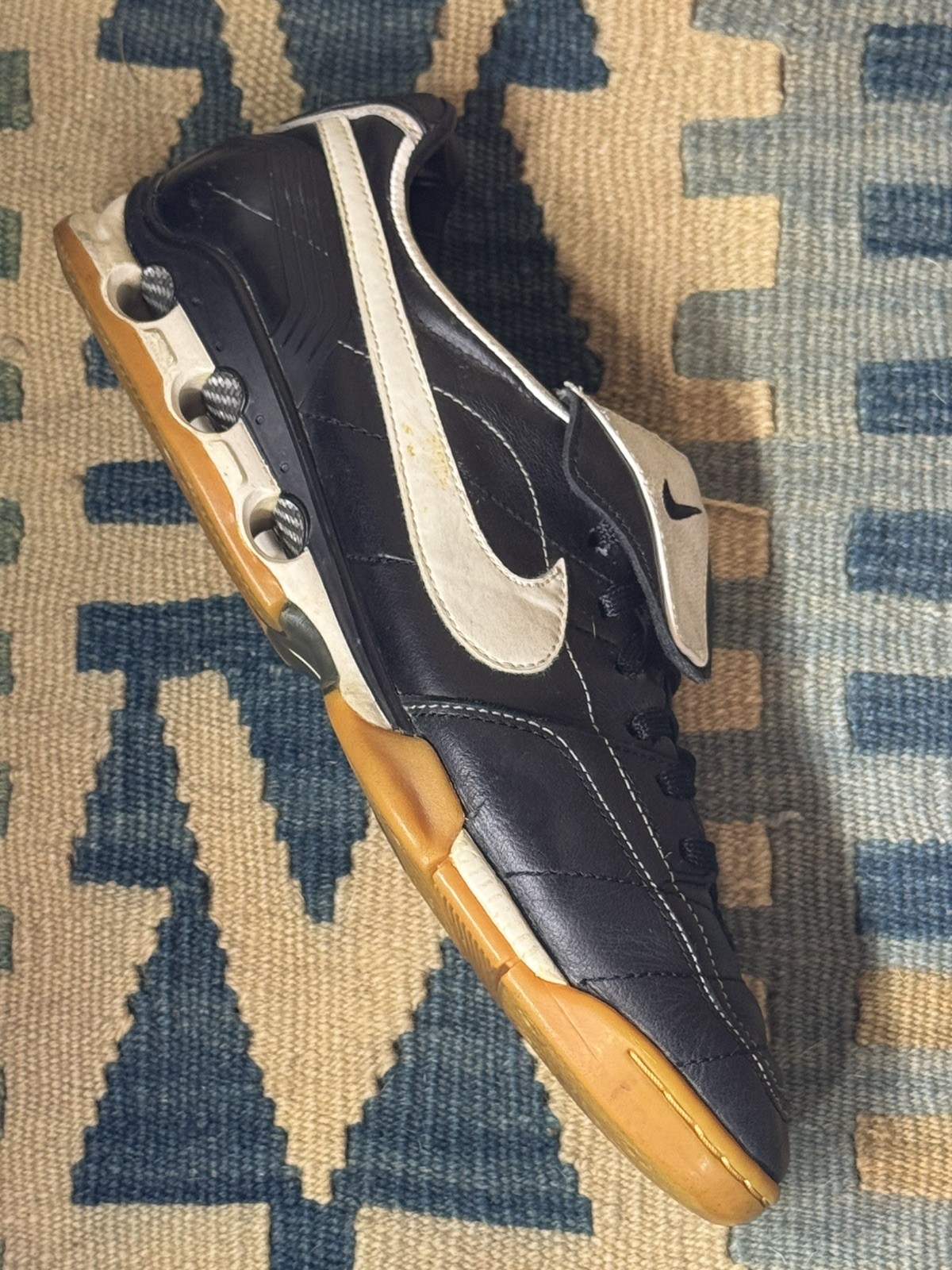 Vintage 2006 Nike Legend IC US8 Soccer Shoes FIFA World Cup *Flaw In Description