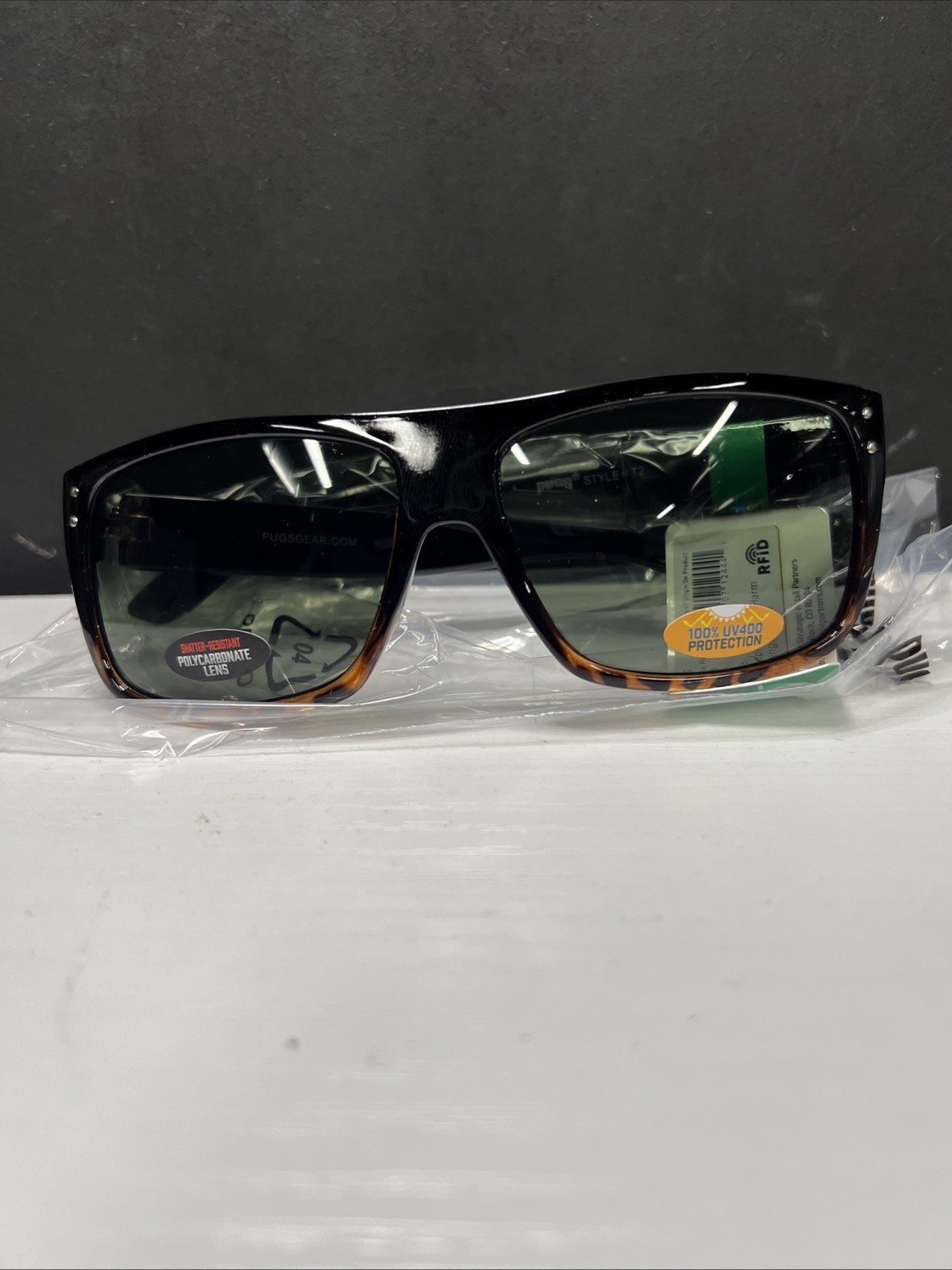 Pugs Trend T2 Sunglasses w/ Tortoise Frame & Black Colored Lenses New UV400
