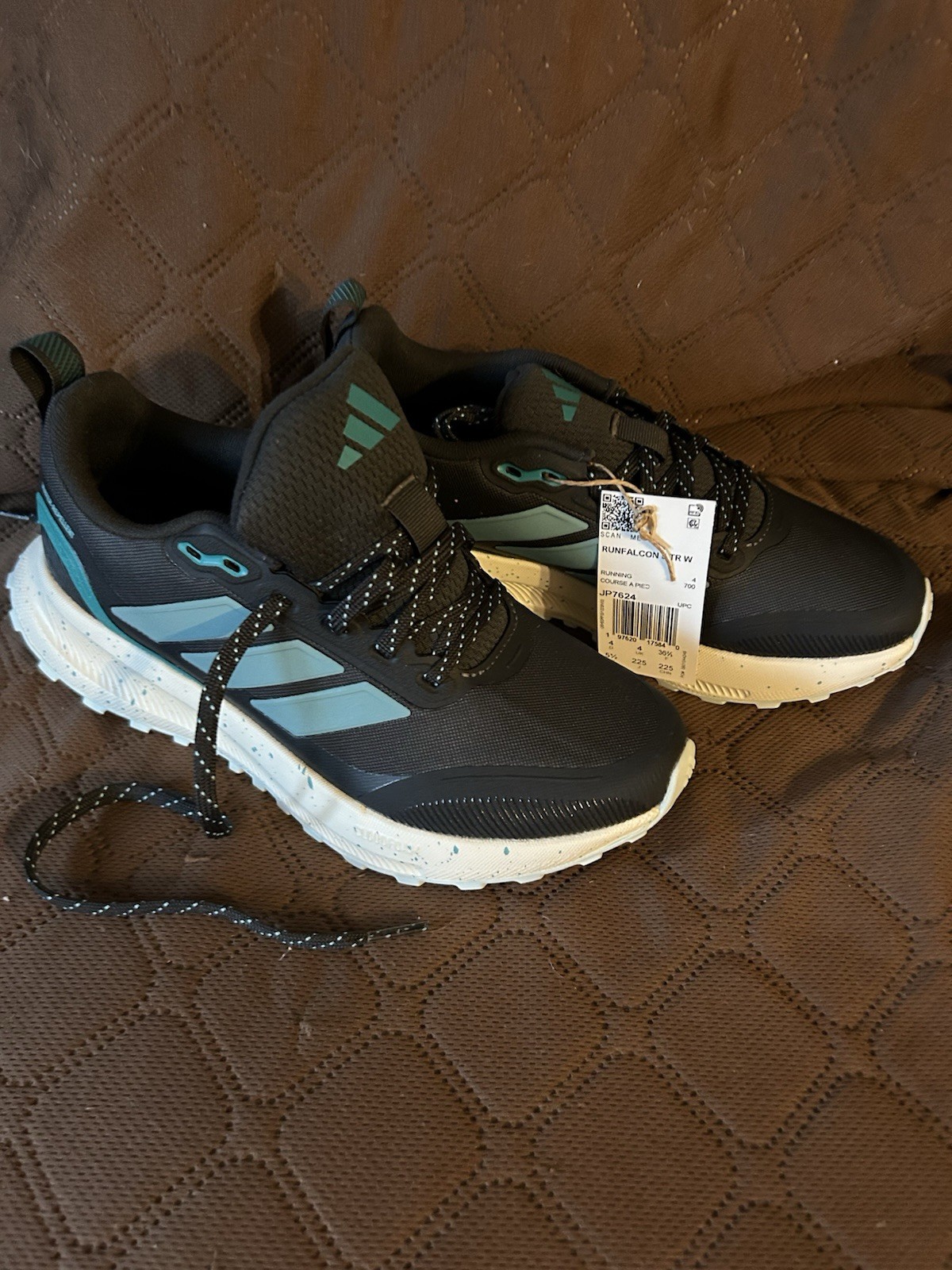 adidas Runfalcon Men’s Low Top Lace-Up Sneakers Black/Blue/White Mesh Rubber