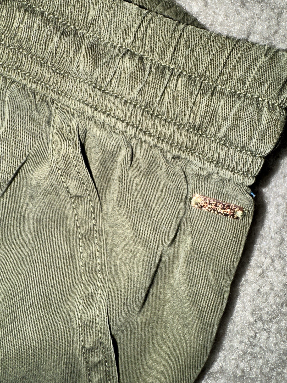 VICTORIA’S SECRET – PINK Dark Olive Jogger Pants Size M