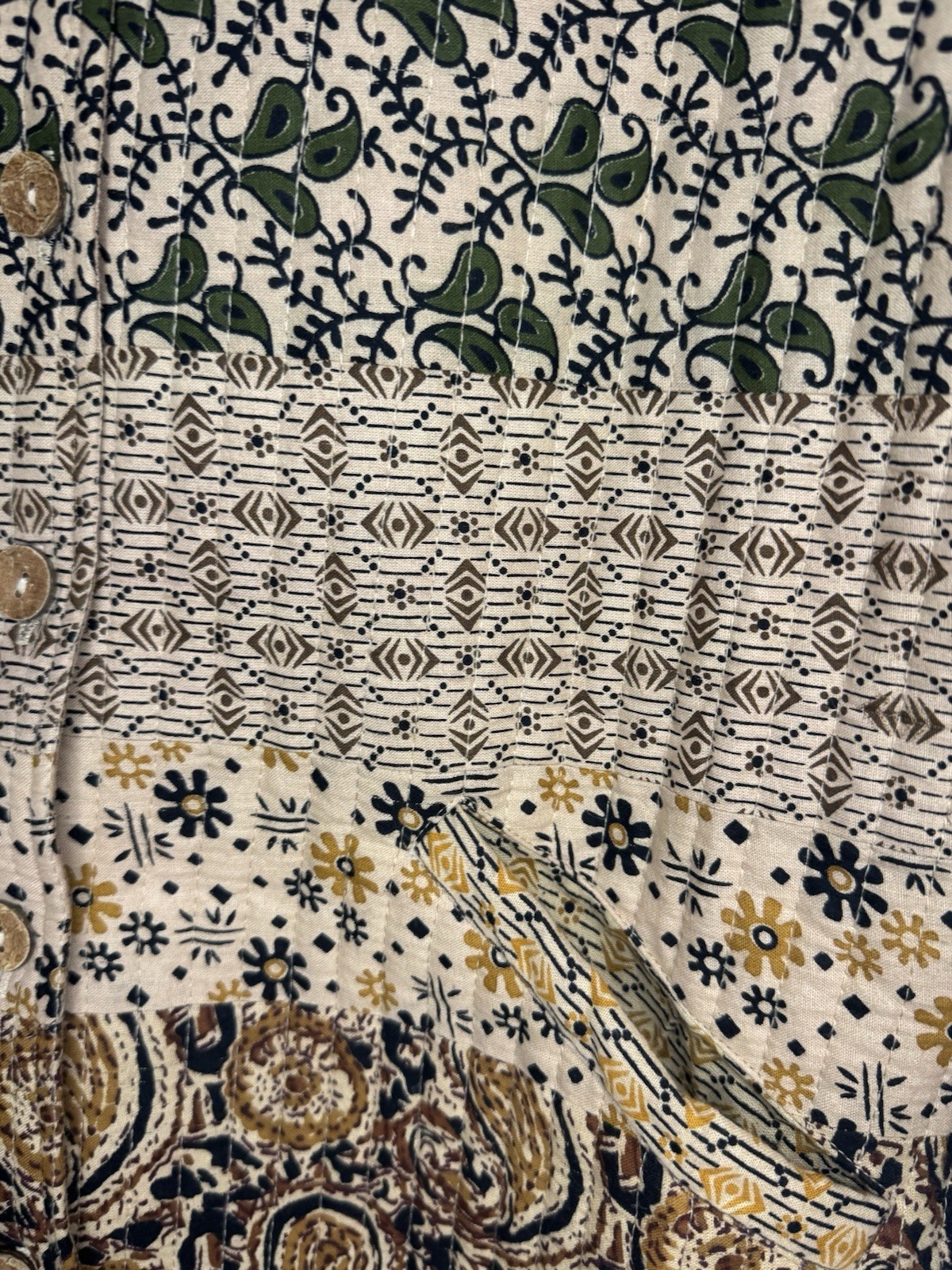 Young Threads Quilted Jacket Sz M Cotton Neutral Paisley Boho Cottage Core love