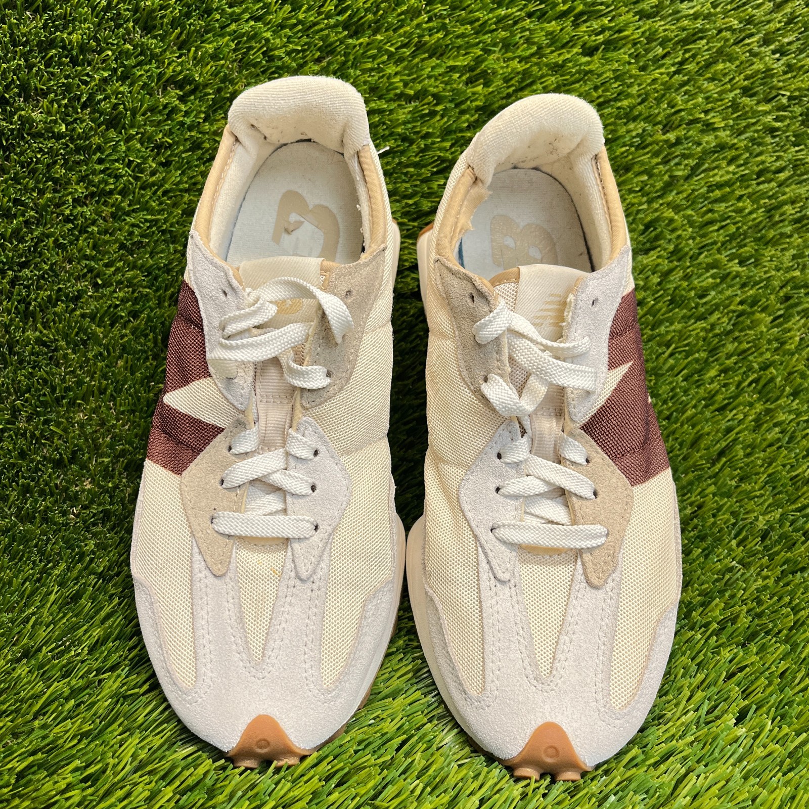 New Balance 327 Mens Size 6.5 Beige Athletic Running Walking Shoes Sneakers