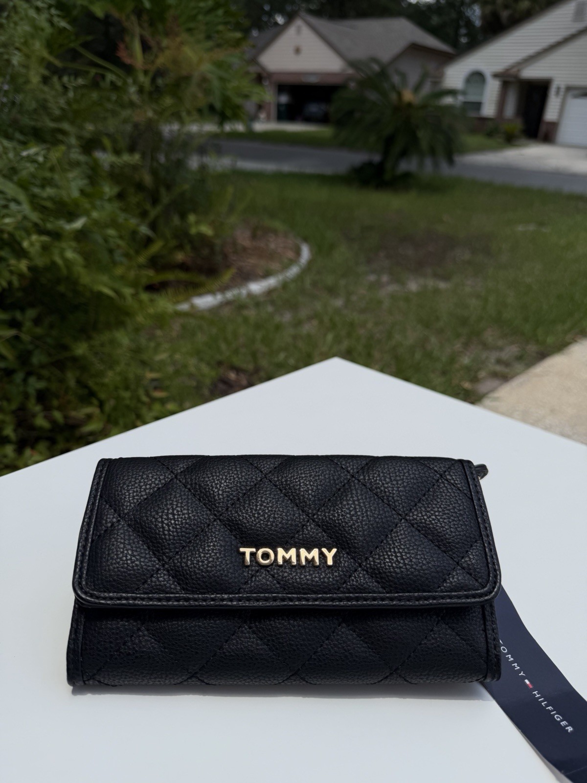 Tommy Hilfiger Black Women’s Zip-Around Wallet Logo Zipper Credit Card ID