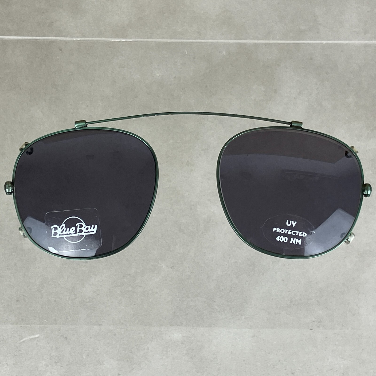 Blue Bay Fresno Green Framed Black Tinted Oval Clip-on UV Sunglasses 0005
