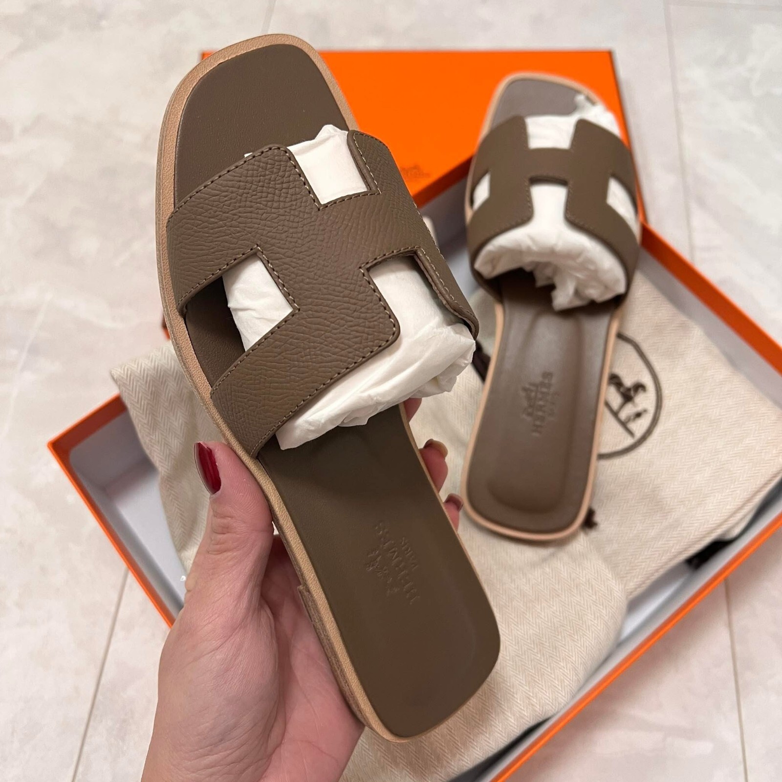 Brand New Auth Hemres Oran Sandals Gray Etoupe Multiple Sizes 37 38 39 40 41