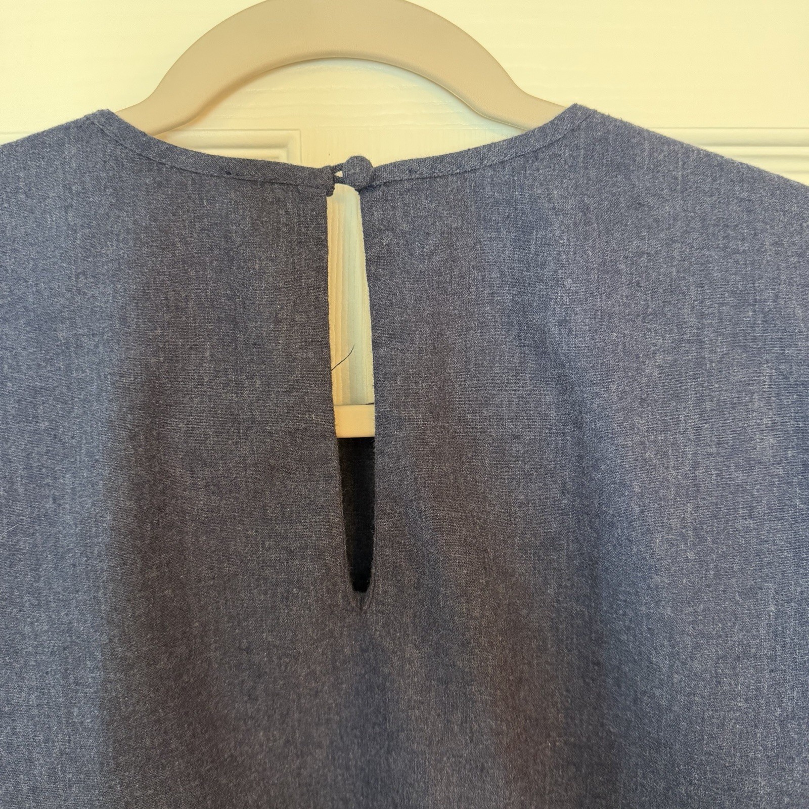 M. Patmos Denim Cotton Top Blue Ruffle Cuff Keyhole Boxy Lagenlook Minimalist L