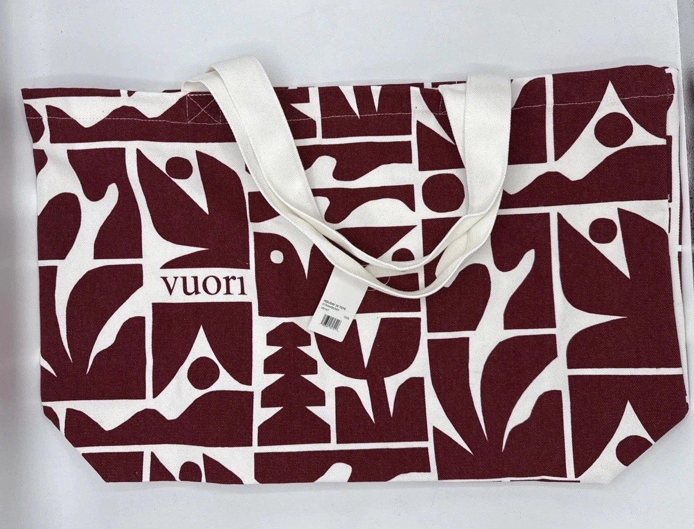 Vuori Oversized Tote Bag Holiday 2025 Limited Edition Strawberry NWT Red / White