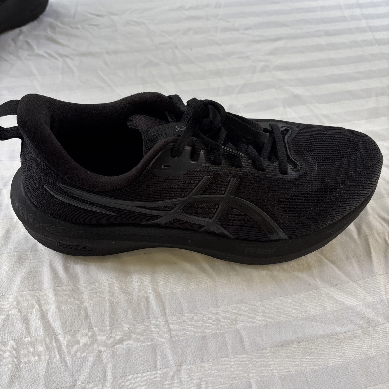 Asics GT 1000 14 Size 9.5 Extra Wide Triple Black