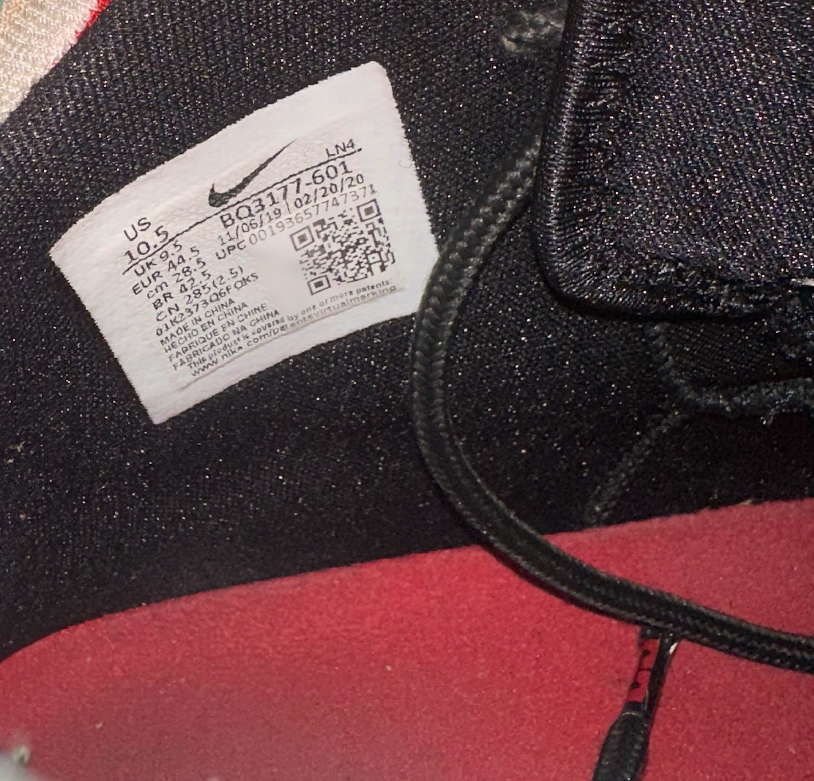 Size 10.5 – Nike LeBron 17 Air Max Uptempo