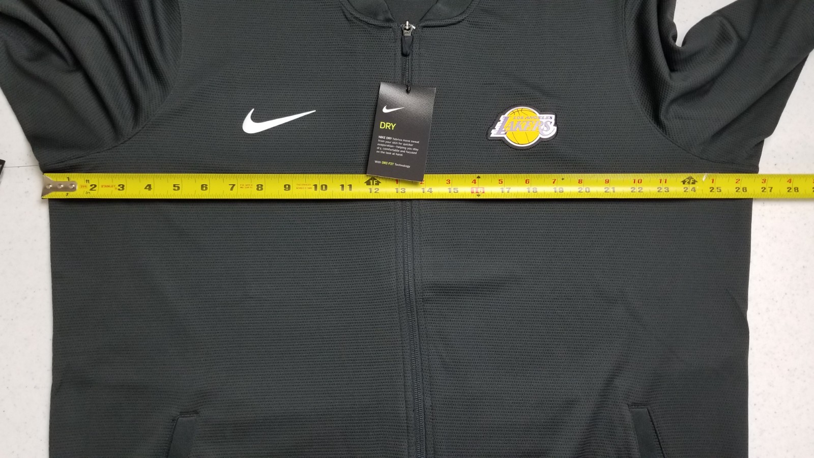 NIKE LOS ANGELES LAKERS SUIT JACKET +PANTS GREY TEAM ISSUED (SIZE XLT = XL-TALL)