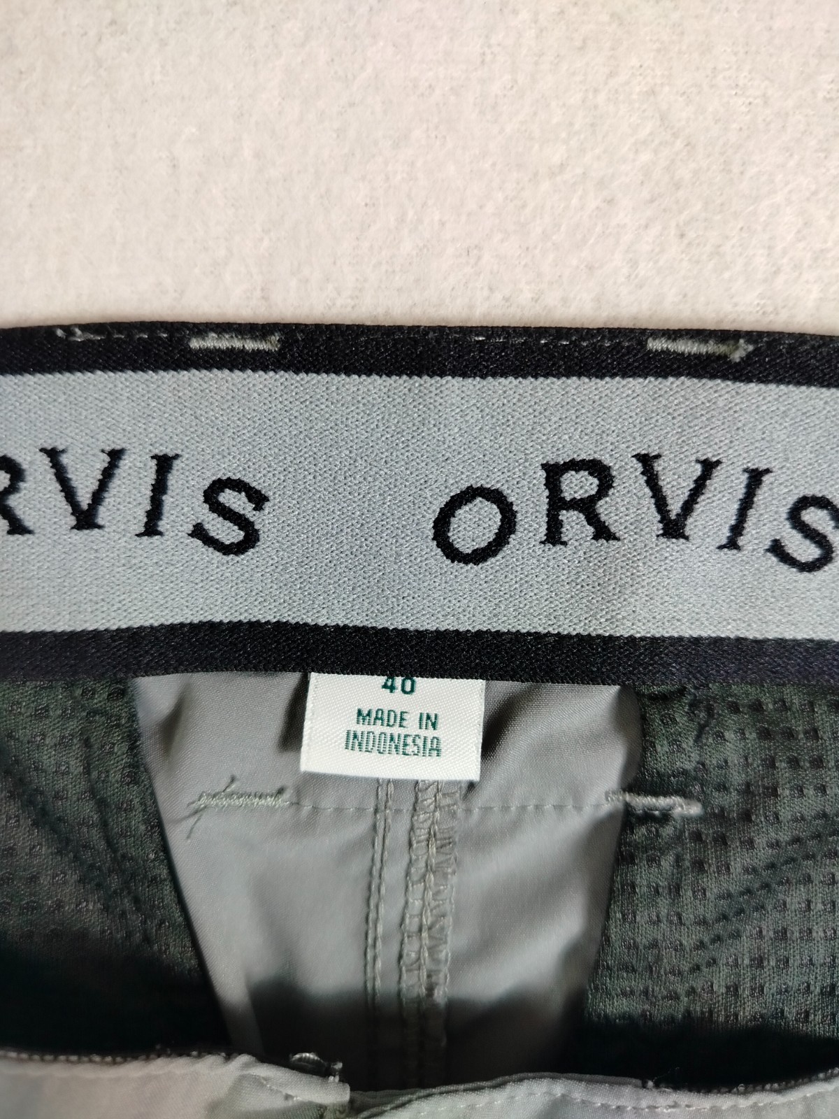 Orvis Shorts Mens 40 Gray Stretch Nylon Zip Pocket Hiking Golf Casual Outdoor