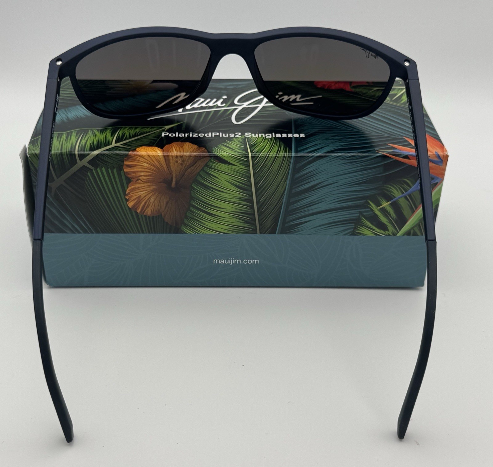 Maui Jim LELE KAWA B811-03S – Dark Navy Stripe / Blue Hawaii Lens