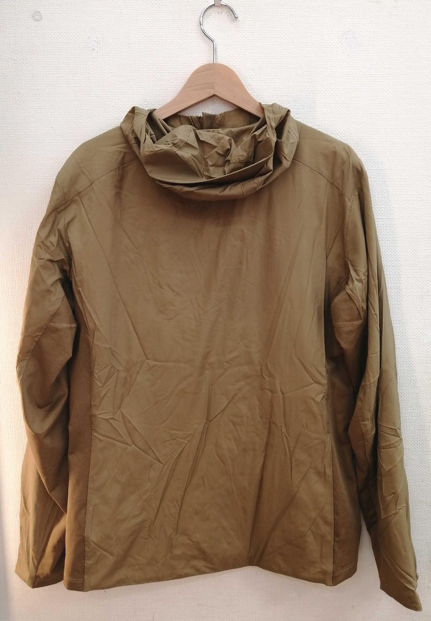 Arc’teryx Atom SL Hoodie Nylon Jacket Men’s M 69cm 42″ Shoulder Used