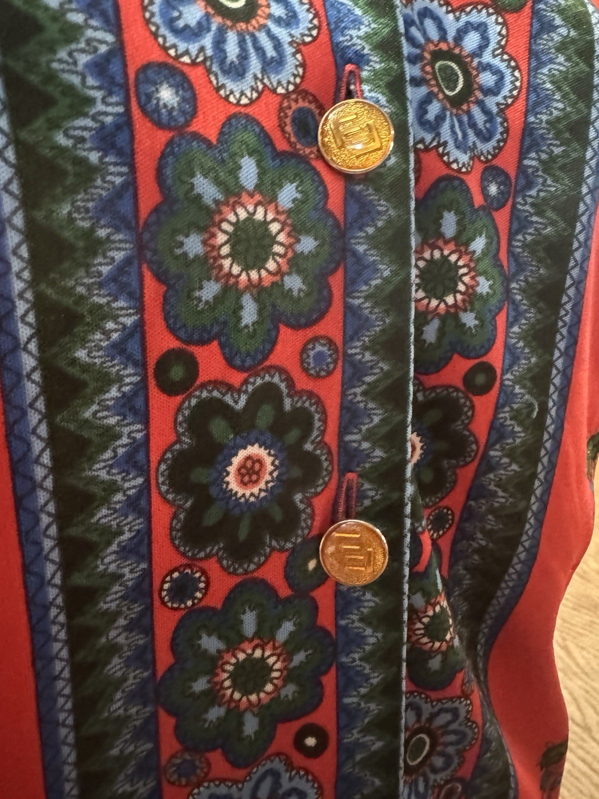 Trevira Polyester Vintage Button Retro 1970s Hippie Size 44-Small
