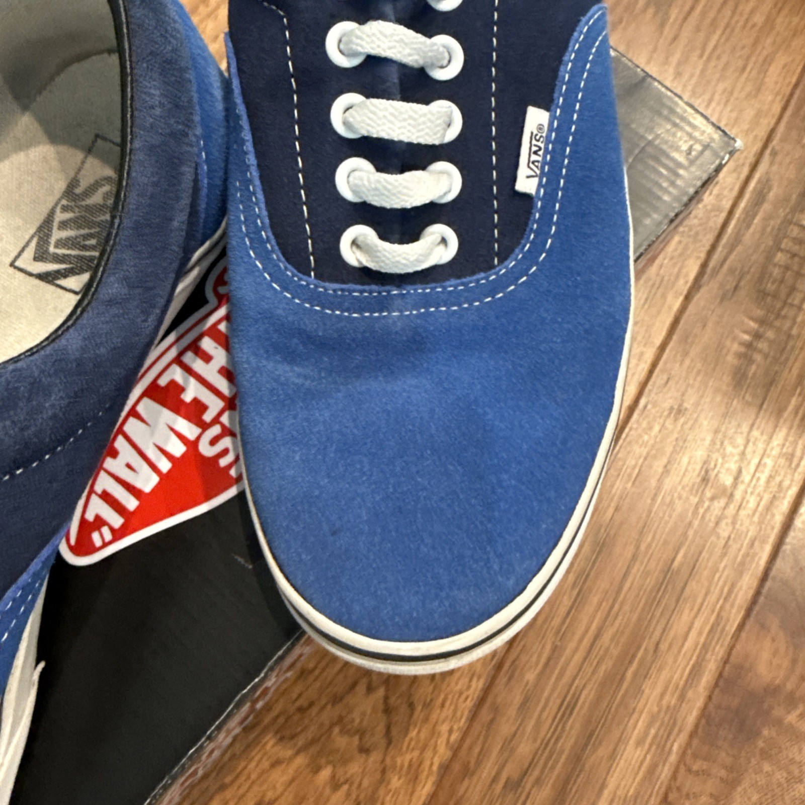 Vans Era Corduroy – 2 Tone Blue Size 10 In Box