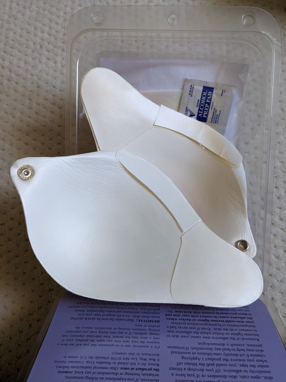 NIB Braza Swivelift Re-Usable Adhesive Bra to create lift,cleavage Size B, Beige