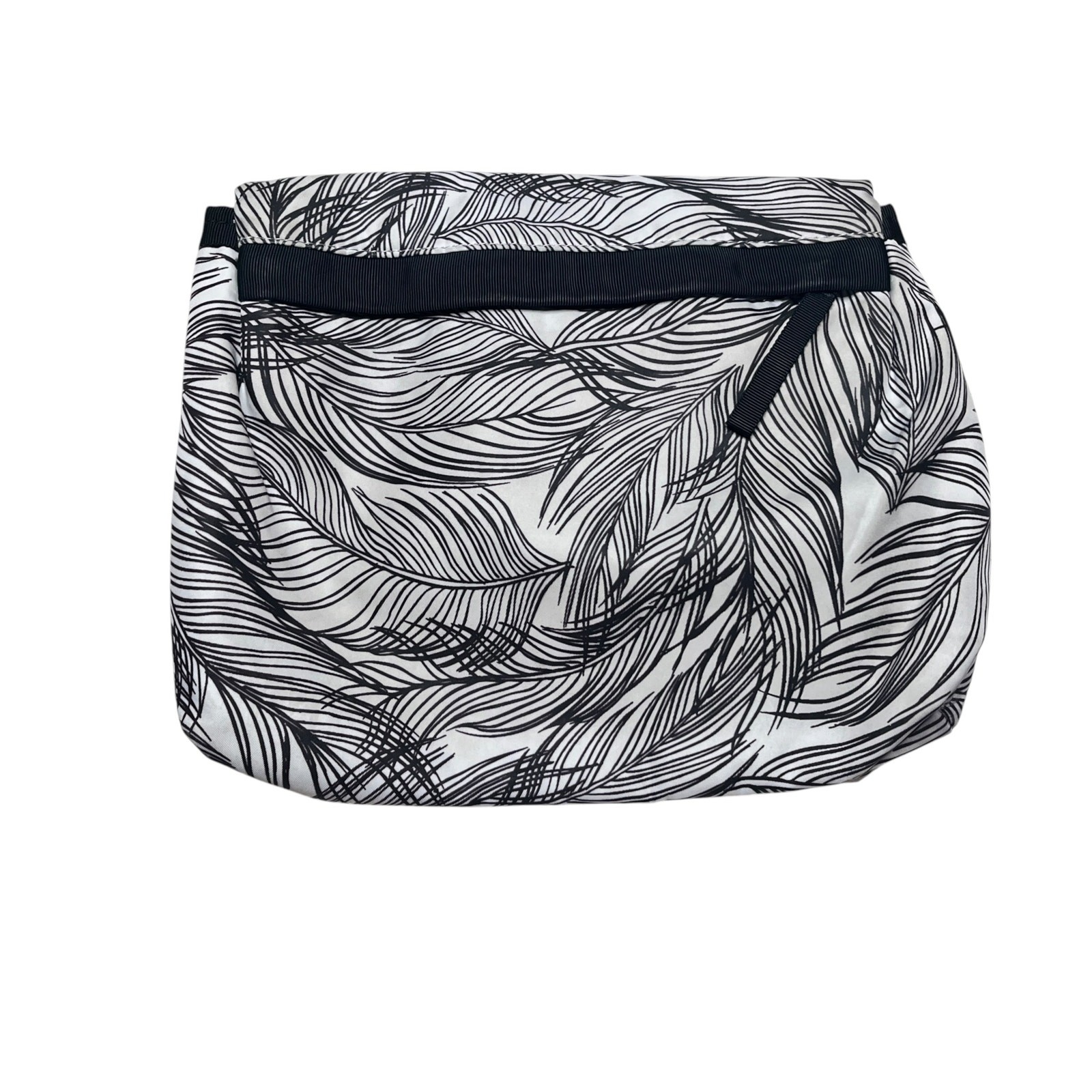 Lululemon Party Om Bag Sketchy Palms White Black FLAWED
