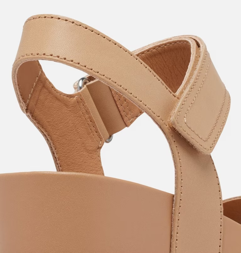 NIB SOREL Joanie IV Y-Strap Wedge Sandals, Honest Beige & Bleached Ceramic, 6M