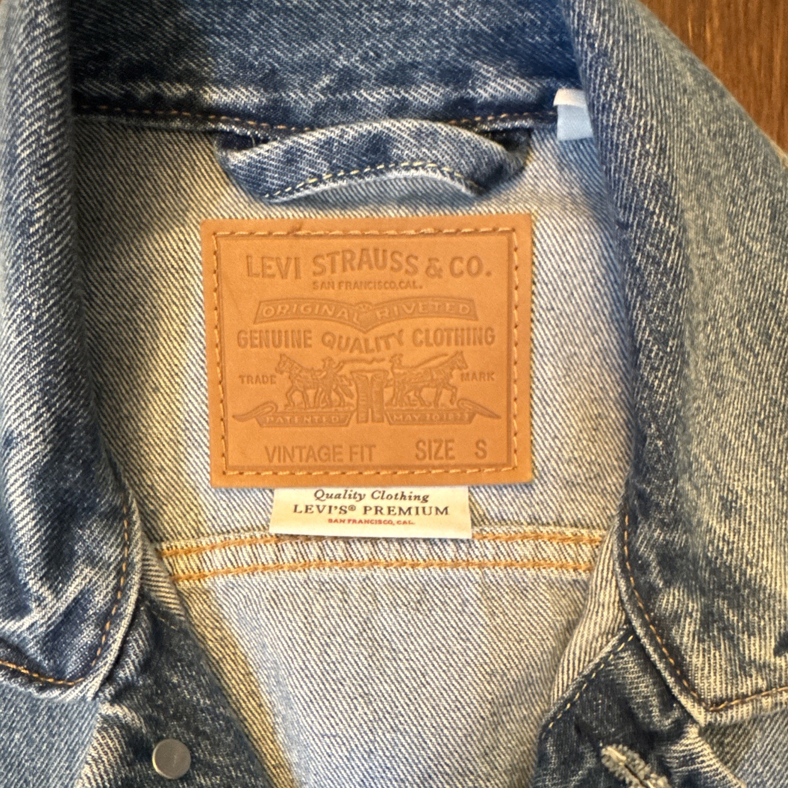 Levi’s LIMITED EDITION Premium Men’s Vintage Splatter Paint Jean Jacket Size S