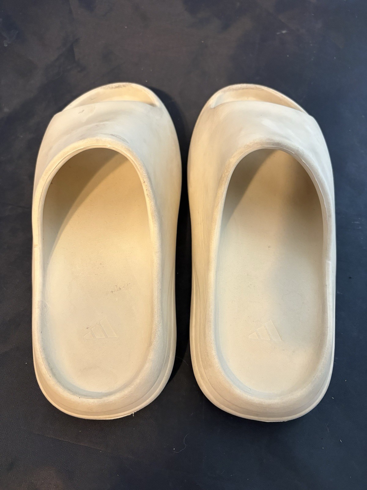 Adidas Yeezy Slide Bone Slipper Sandals FZ5897 YZY Unisex Size 9