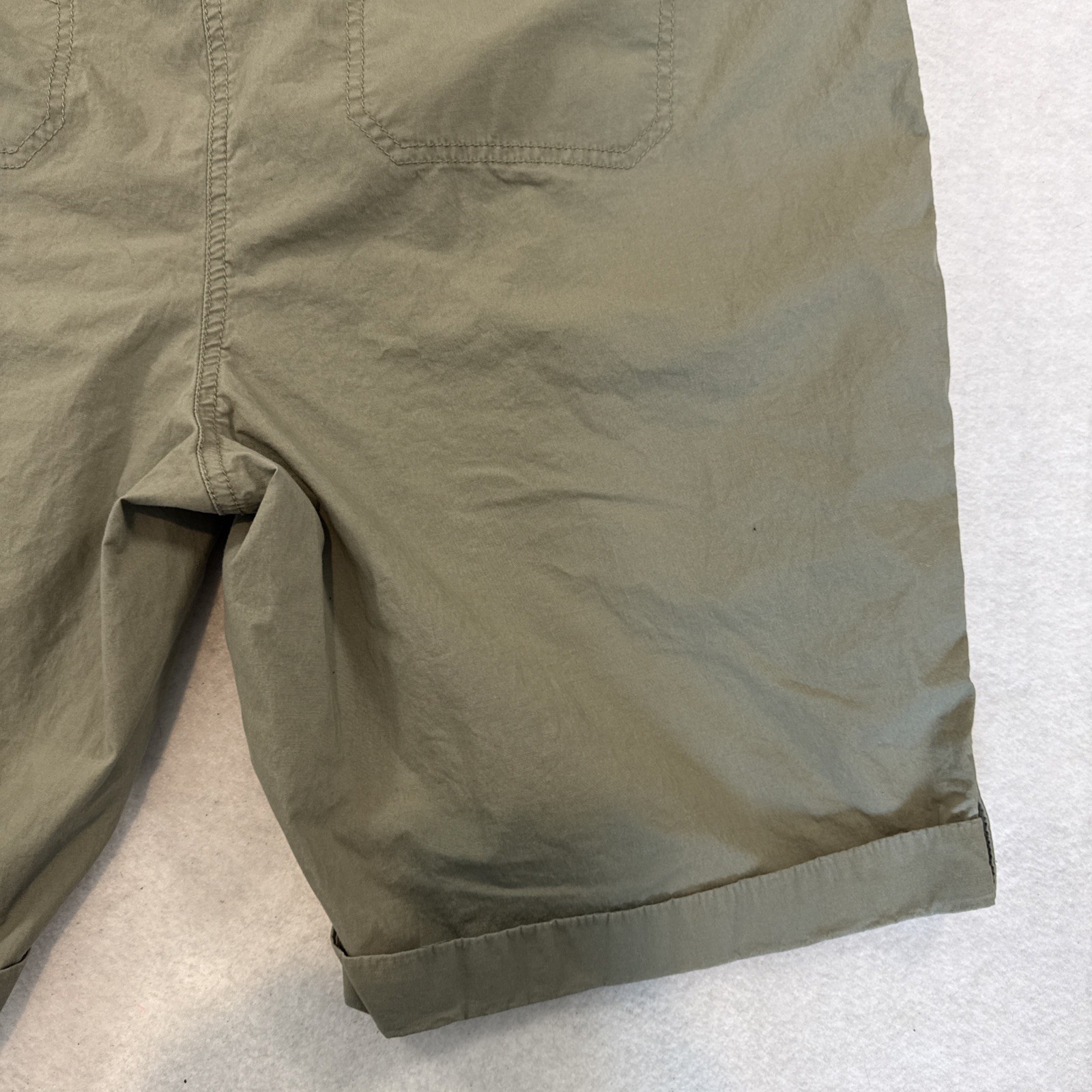 Chicos Womens Shorts 3.5 18 Olive Green Cargo Buttoned Hem Casual Utility