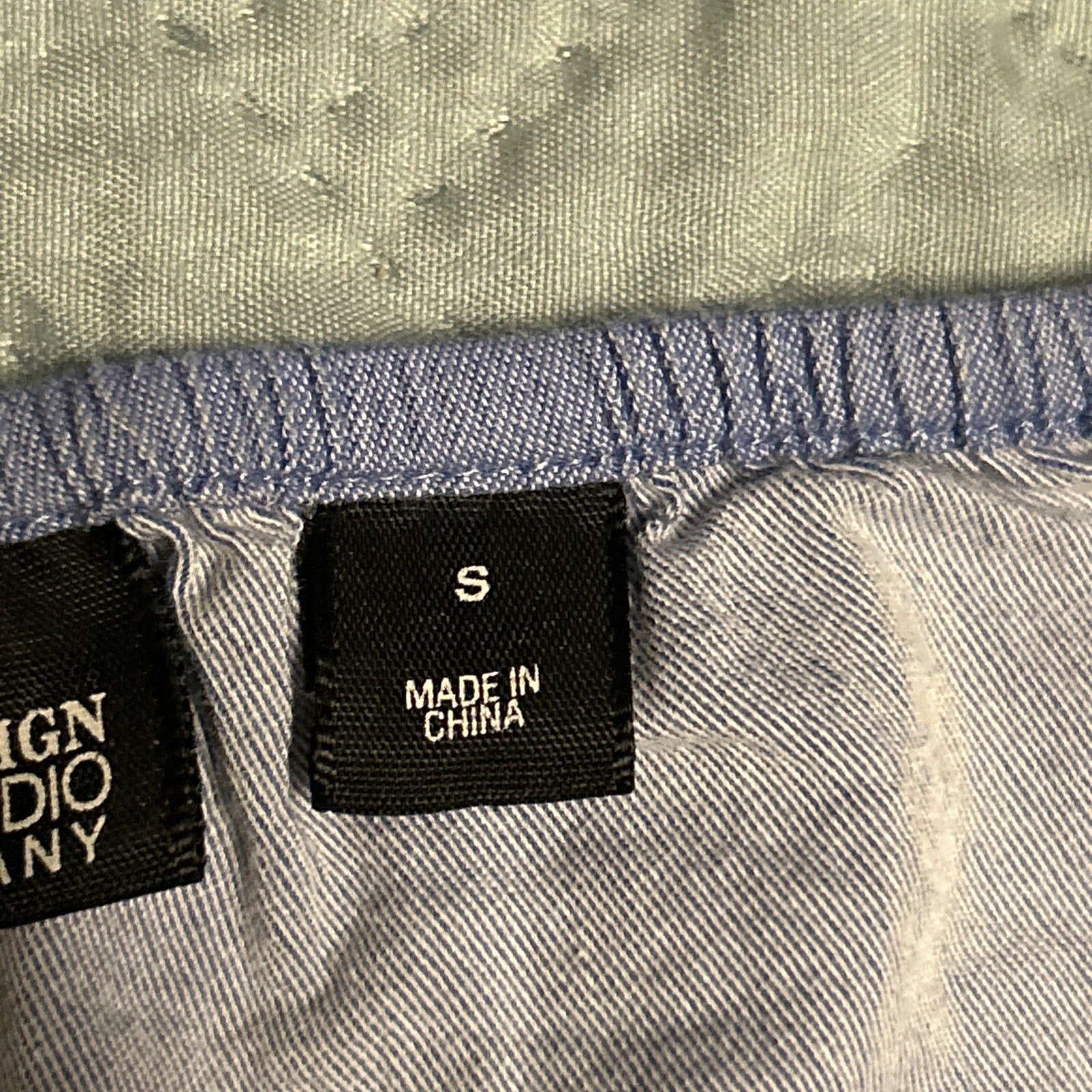 7TH AVENUE NEW YORK & COMPANY DESIGN STUDIO blue top with embroidery Size Small