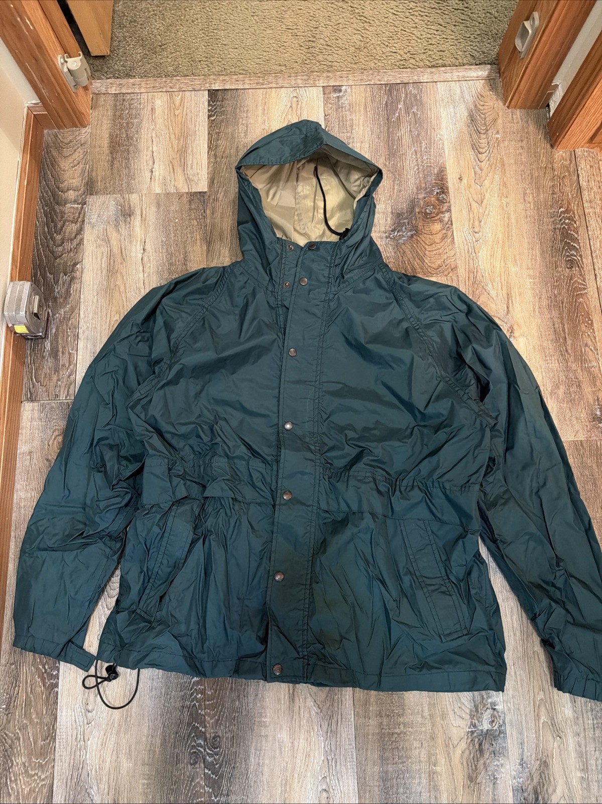 Vintage Woolrich Jacket Mens Extra Large Green Hooded Rain Coat Waterproof Shell