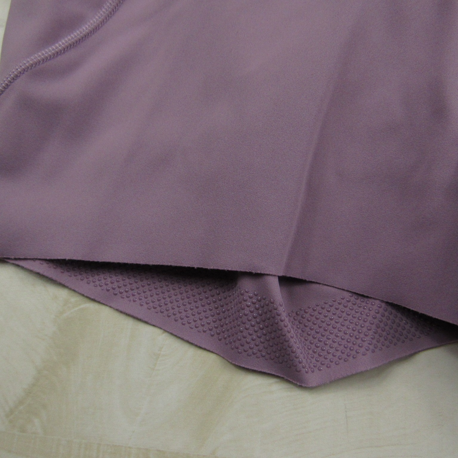 Lululemon Shorts Womens 4 Purple Align Athleisure Gym Yoga Active Stretch