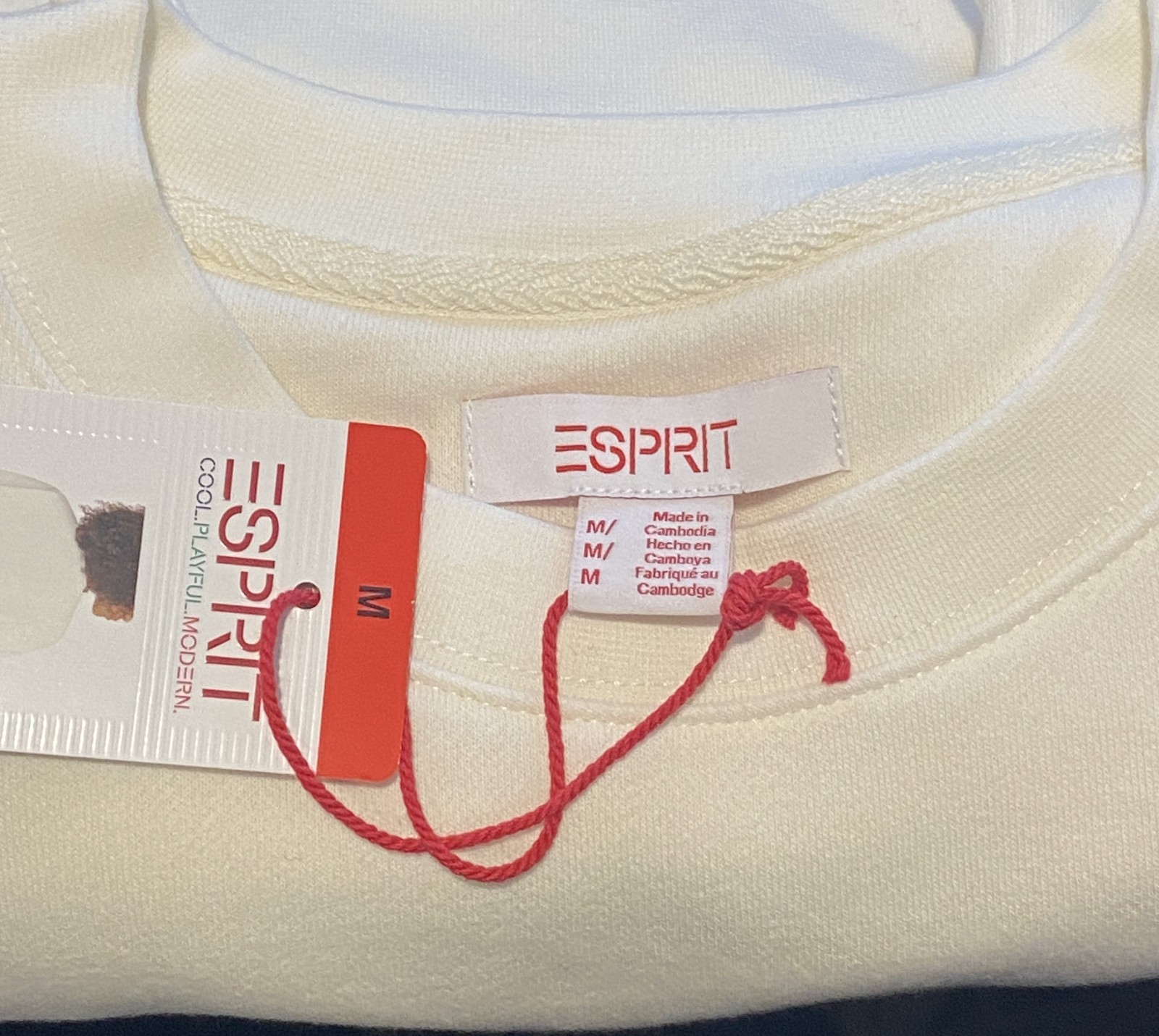 Medium Esprit Women’s Logo Fleece Crewneck Sweatshirt M Cream Viral 80’s Costco