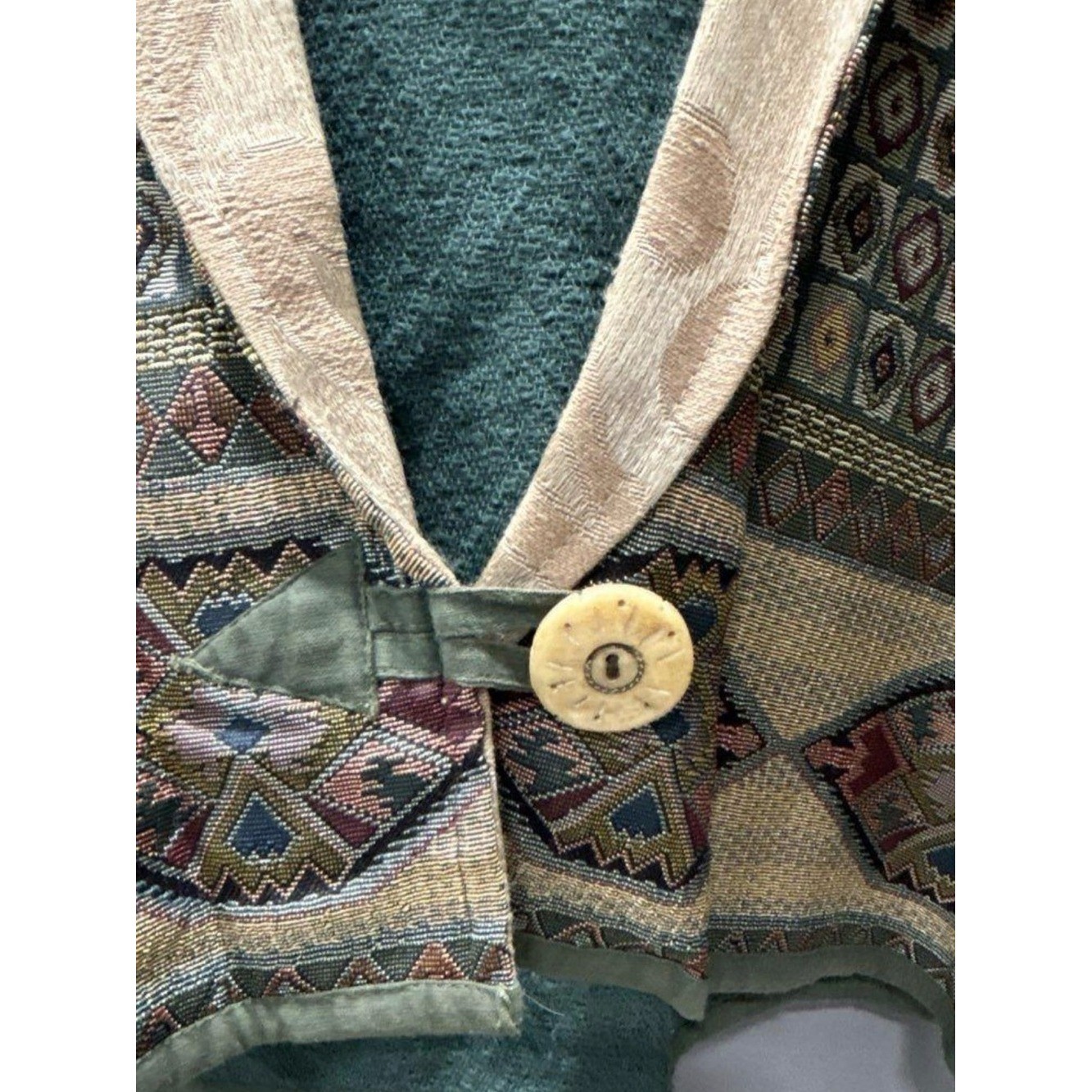 Vintage 90s Flashback Cropped Tapestry Jacket M Southwestern Kilim BOHO blazer