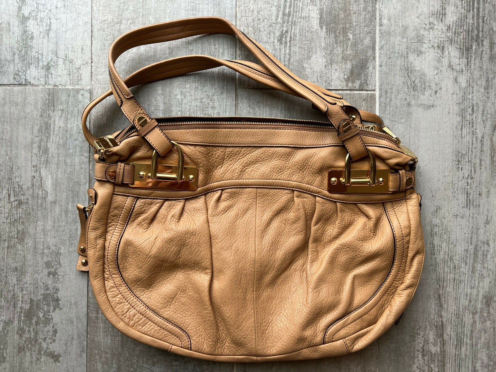 B. Makowsky Designer Leather Purse Handbag Tote Satchel Shoulder Bag Tan Camel