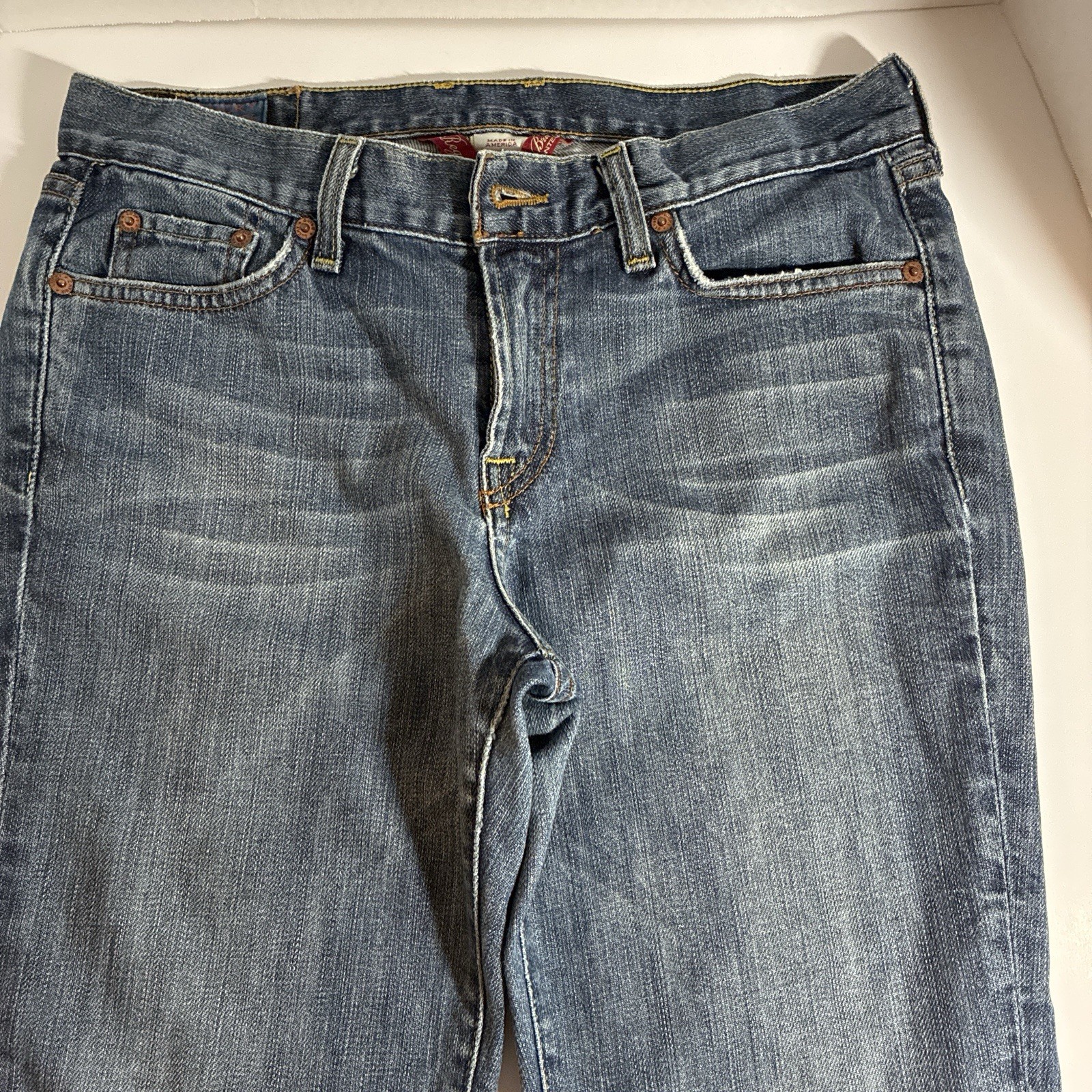 Lucky Brand Blue Straight Denim Jeans Regular Fit Mid Rise Distressed