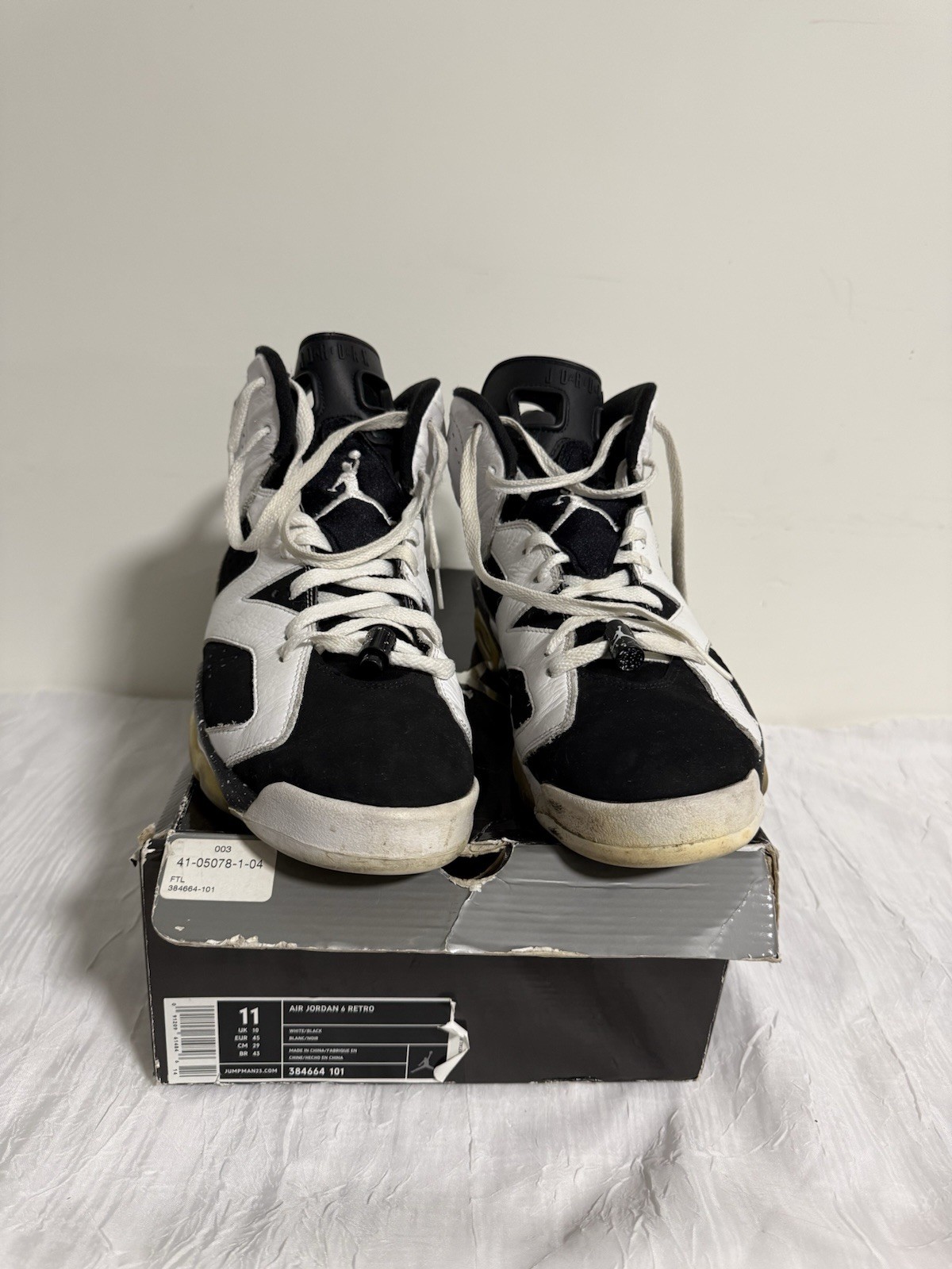 Jordan Air Jordan 6 Retro Oreo 2010 White/Black Men’s Sneaker 384664-101