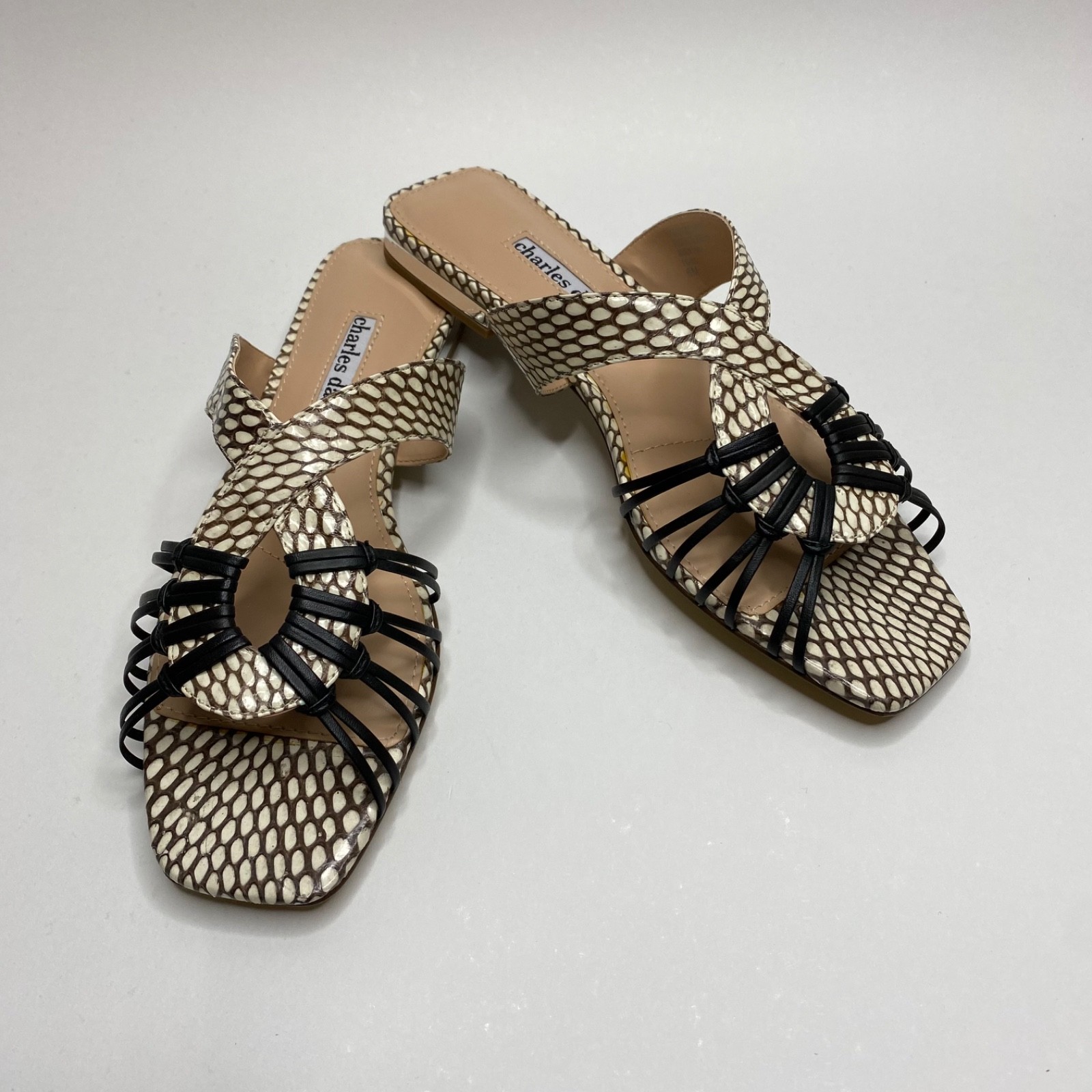NEW Charles David Silvy Black White Snake Leather Sandals Women’s Size 6M