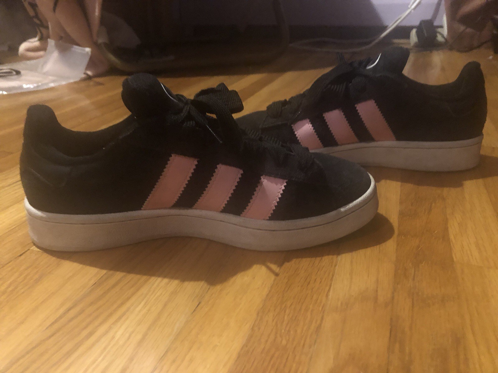 Adidas Campus 00’s Black Suede Pink Stripes Size 9 Women/ Size 7 Men