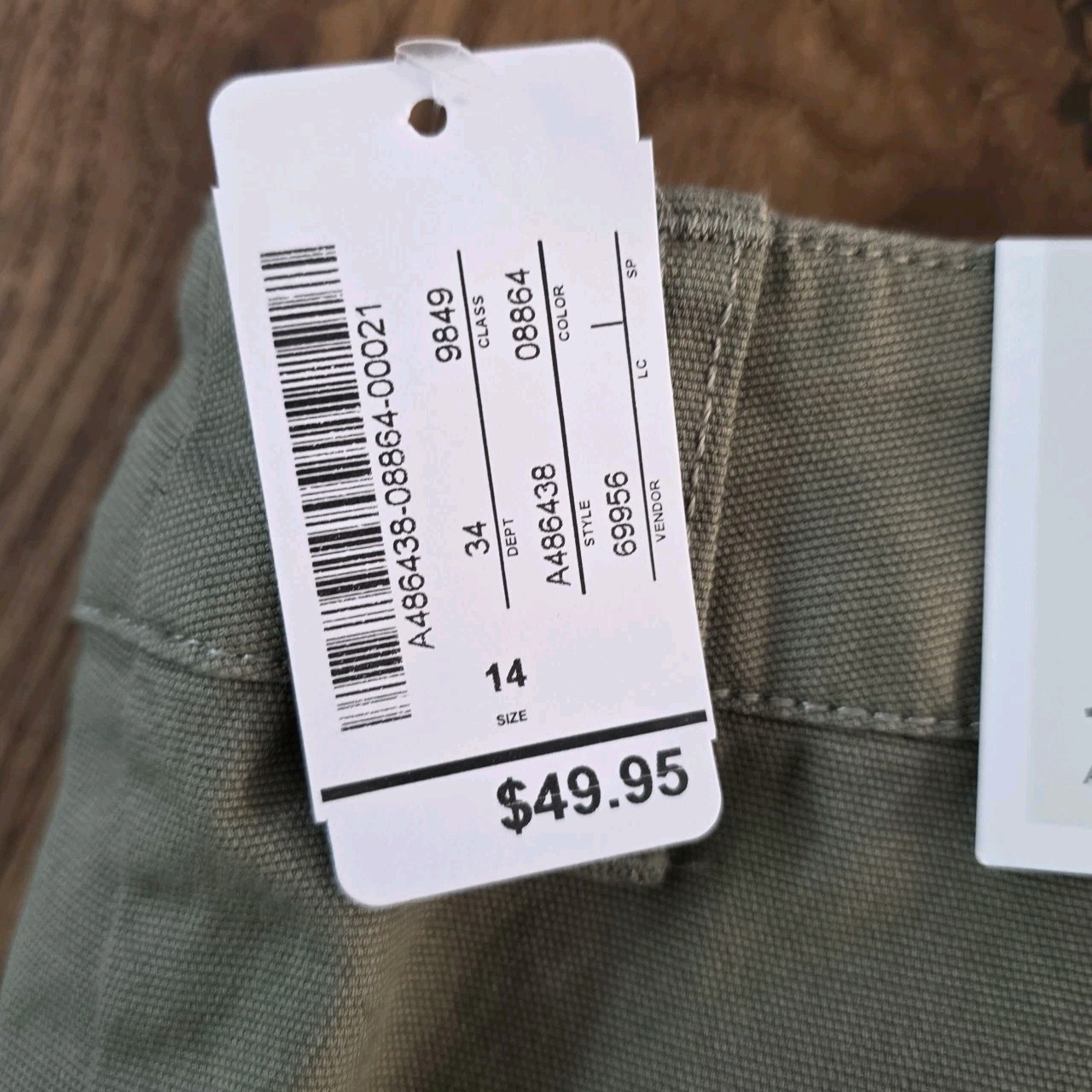 Christopher & Banks Women’s GreenShorts Relaxed High-Rise 10in Pockets Stretch