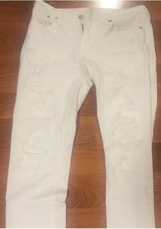 American Eagle Men’s White Jeans (Size 31×32)