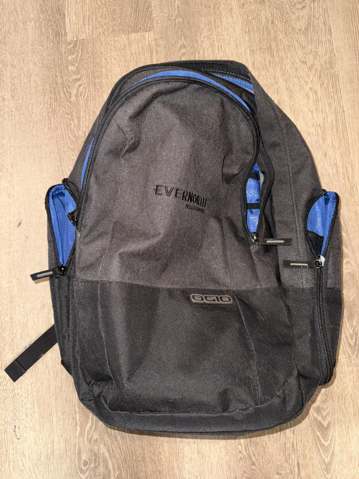 OGIO Rockwell Pack Backpack Style# 411072 17″ Padded Laptop Tablet Gray Black